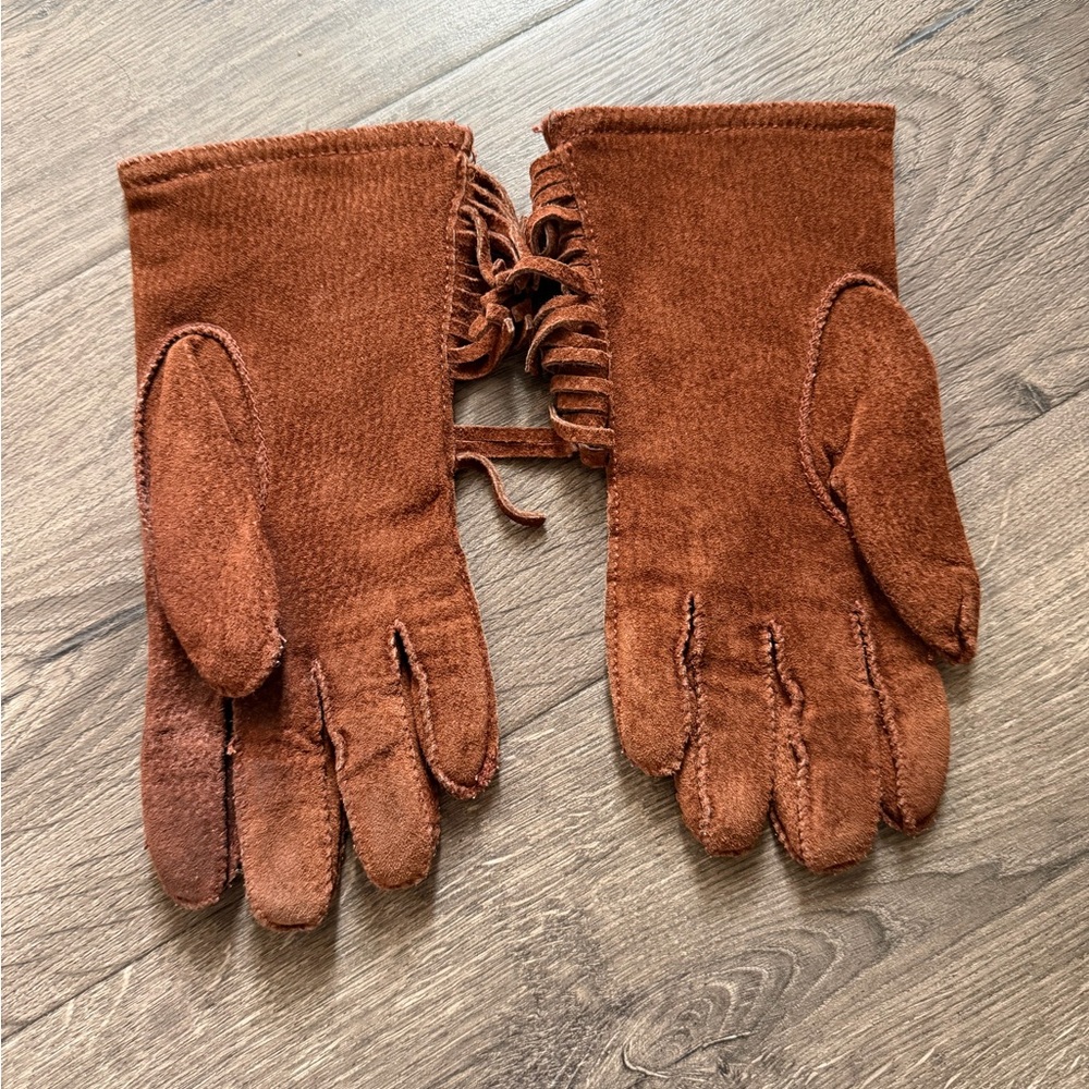 Vintage Grandoe Brown W/Fringe Acrylic Size Medium Gloves